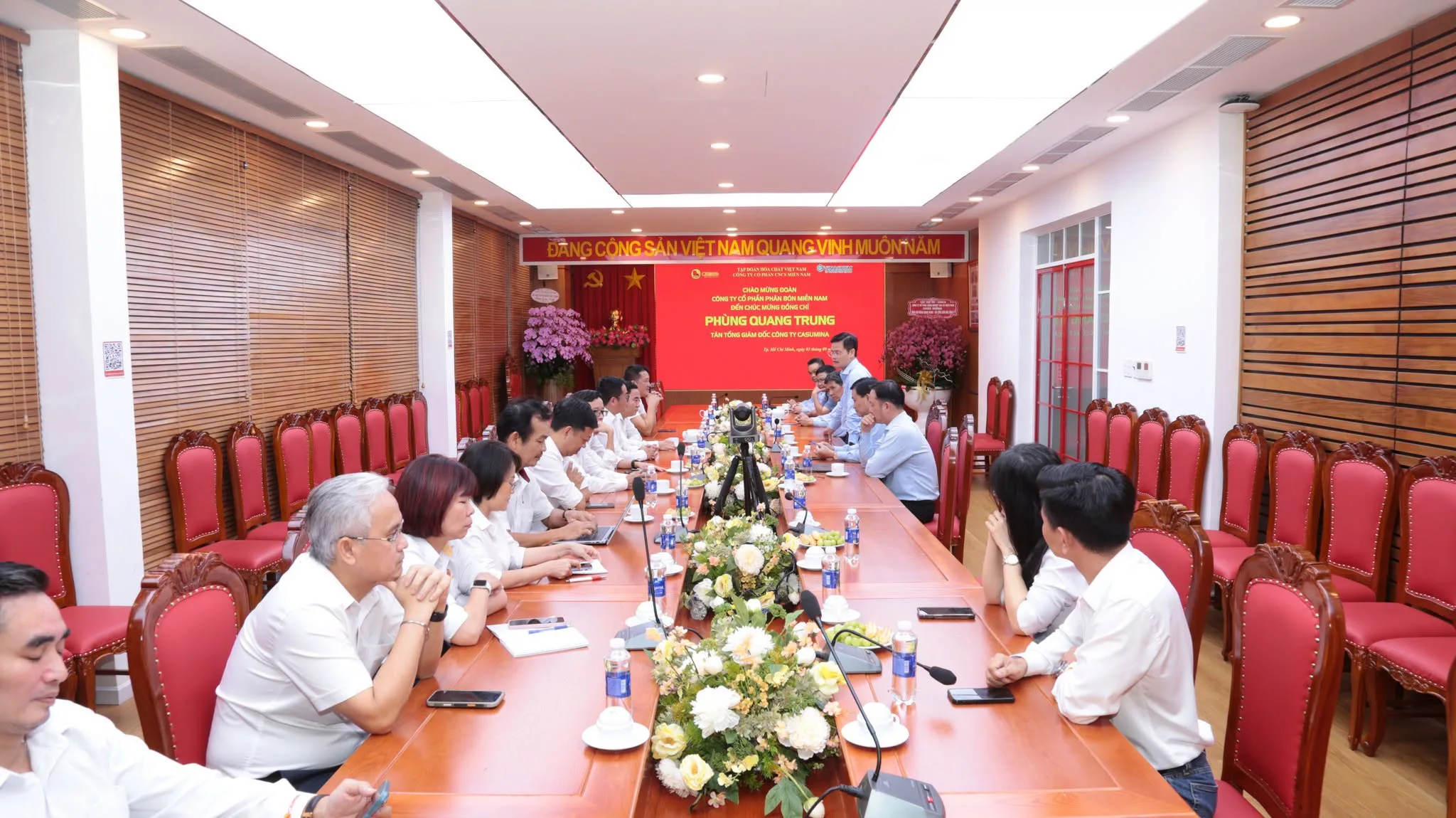 Đoàn công tác Công ty Cổ phần Phân bón Miền Nam thăm và chúc mừng Tân Tổng Giám đốc CASUMINA